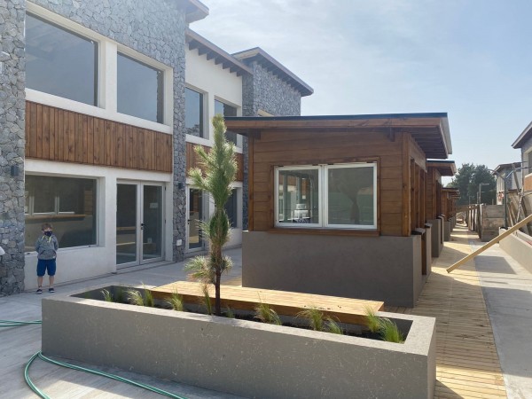 GONDOLA COMERCIAL COSTA ESMERALDA