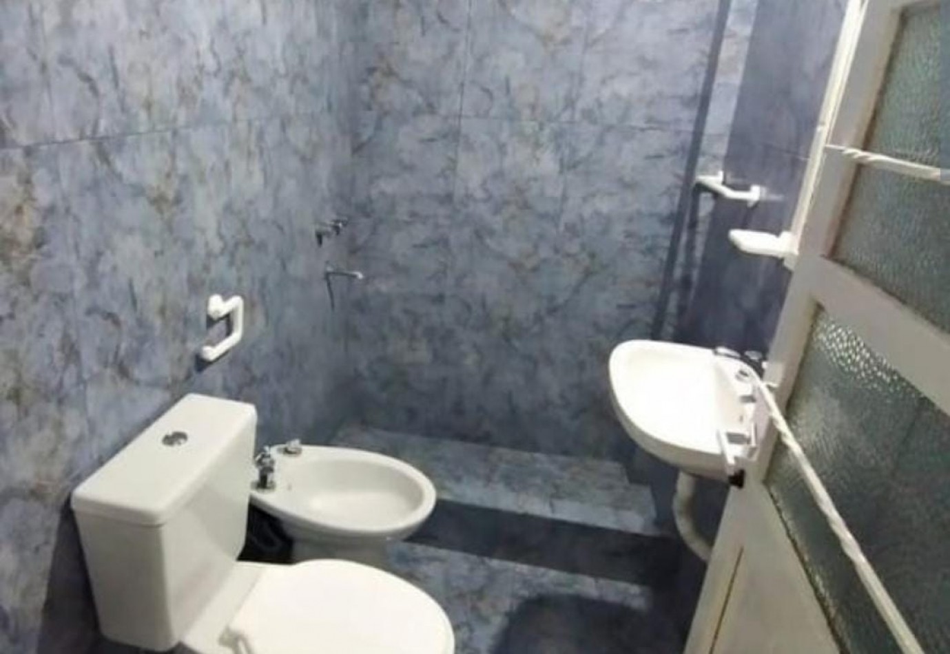 MONOAMBIENTE con terraza y parrilla compartida