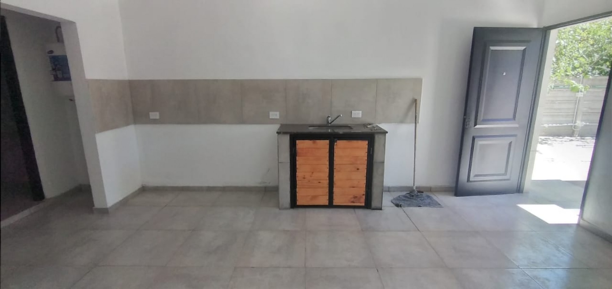 Departamento 2 ambientes con patio