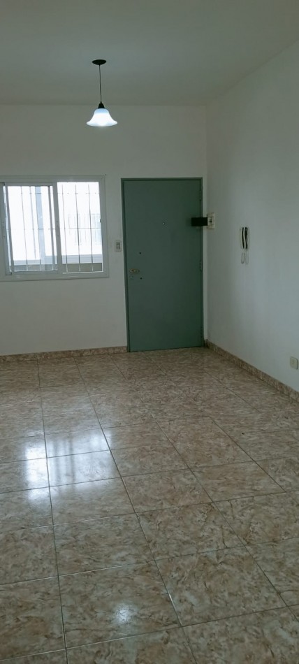 DEPARTAMENTO 2 AMB con BALCON