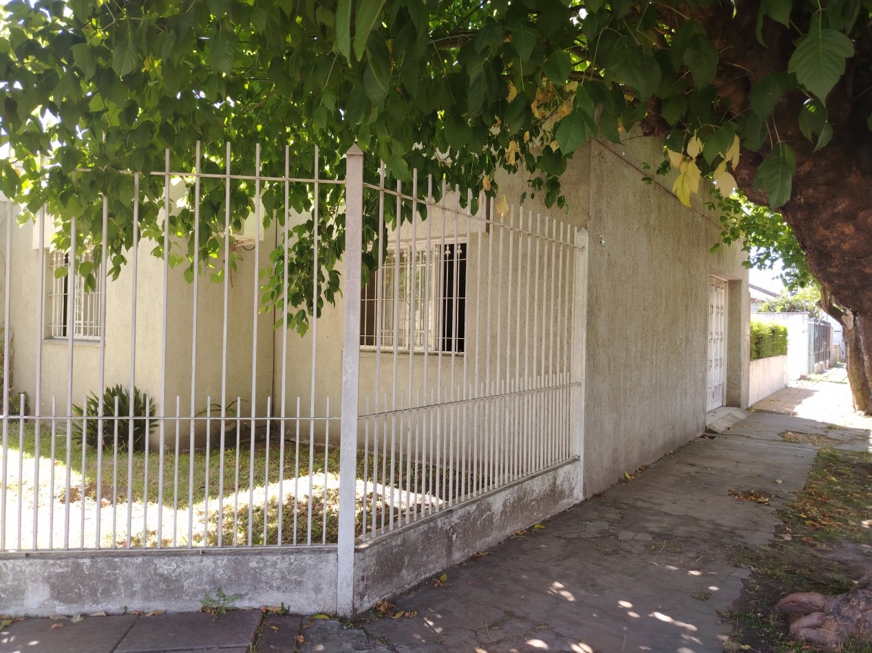 Casa 4 ambientes 
