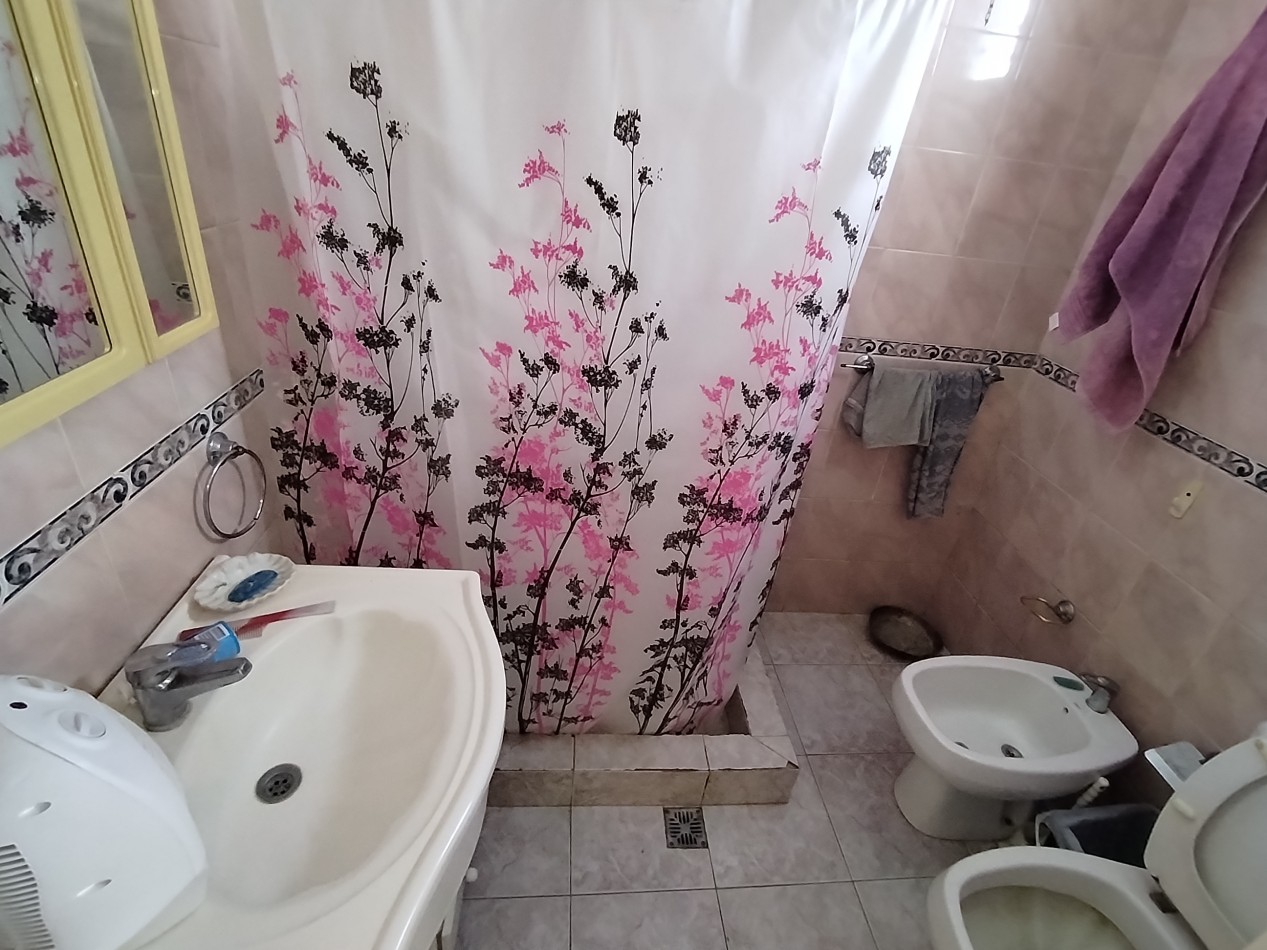 Casa 4 ambientes 