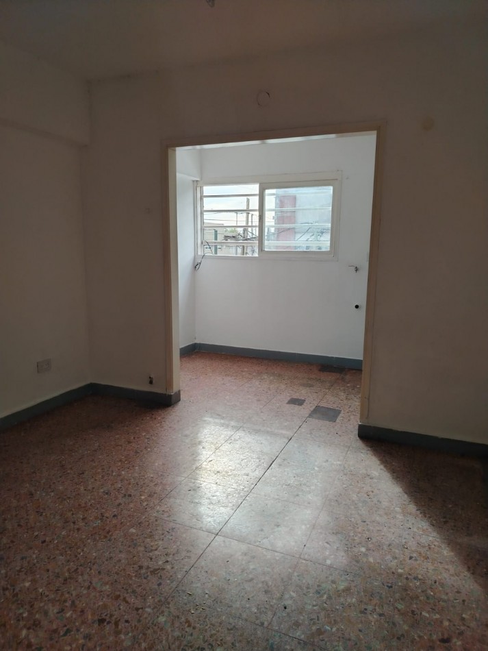 MONOAMBIENTE con terraza y parrilla compartida