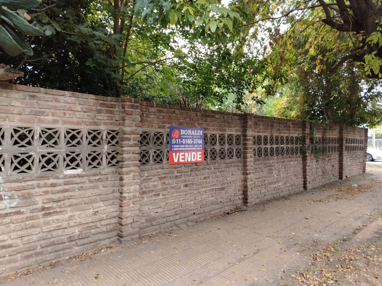 CASA EN ESQUINA