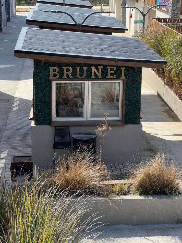 GONDOLA COMERCIAL COSTA ESMERALDA