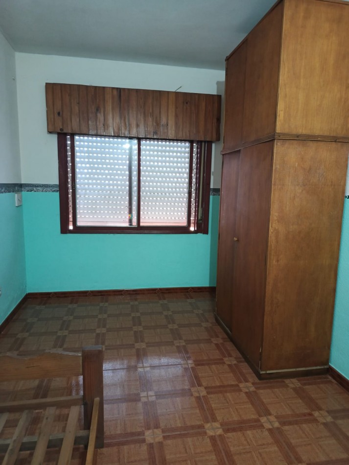 DOS CASA MAS DEPARTAMENTO a 5 cuadras de R197