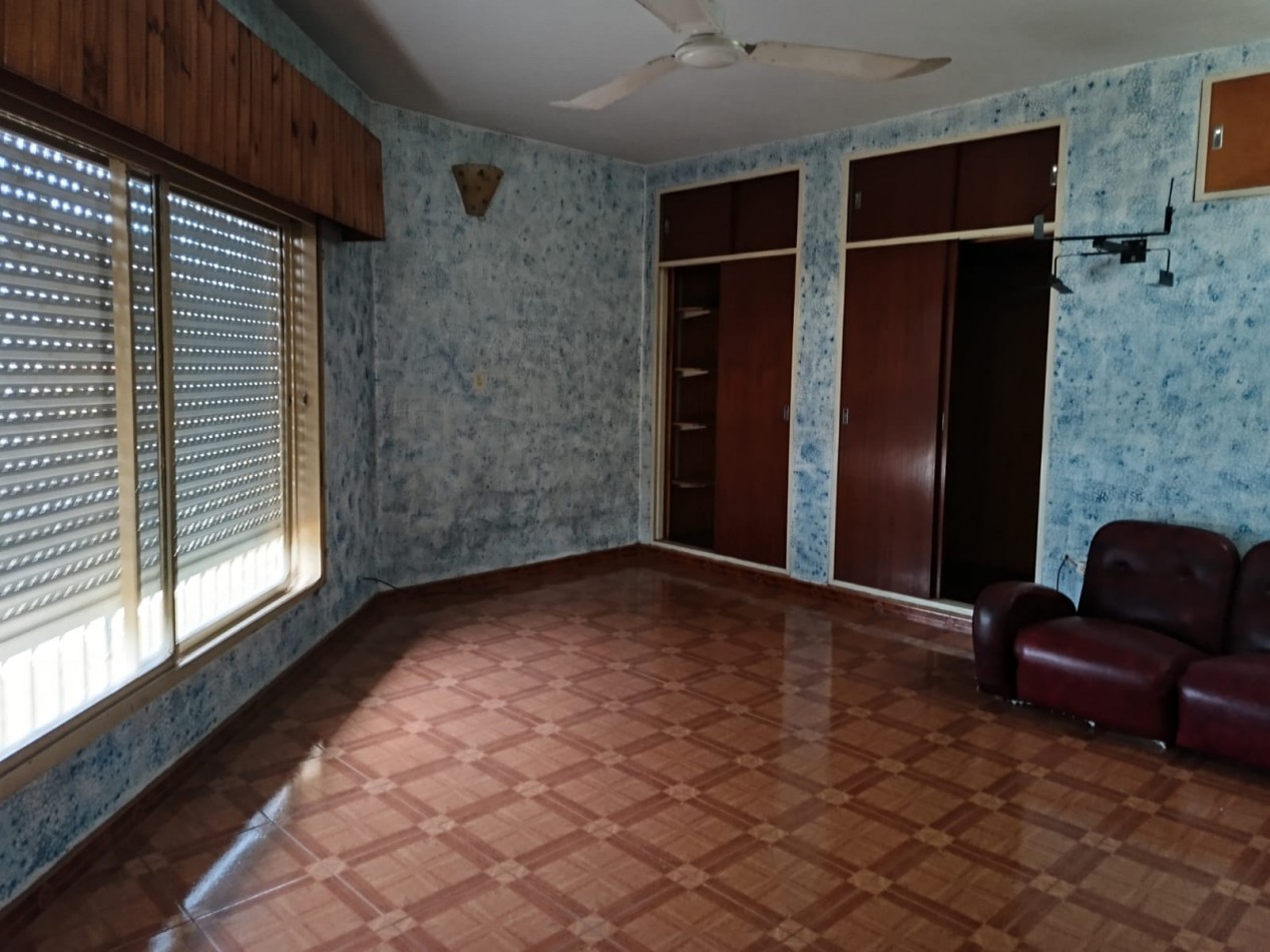 DOS CASA MAS DEPARTAMENTO a 5 cuadras de R197
