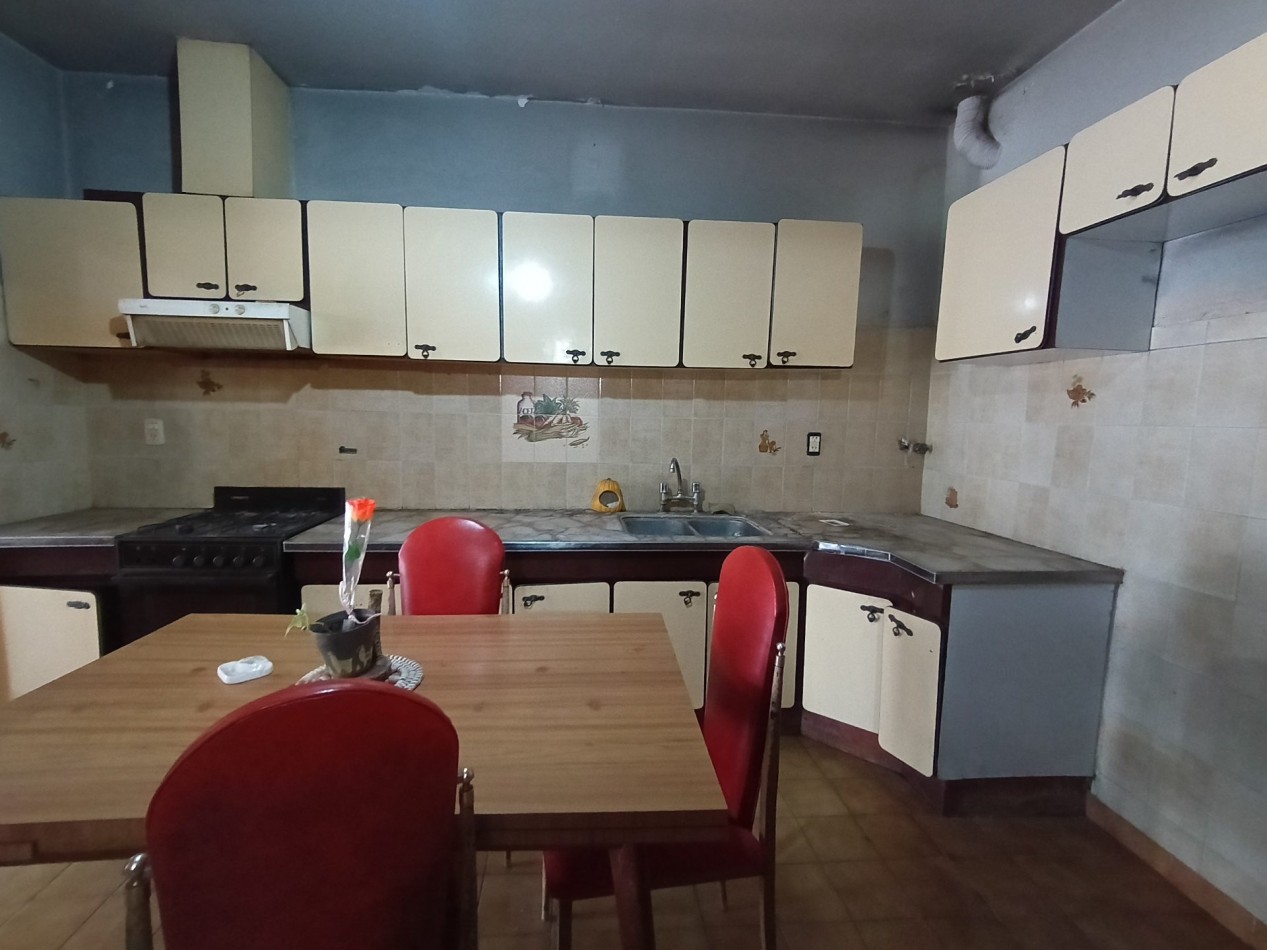 Casa 4 ambientes 