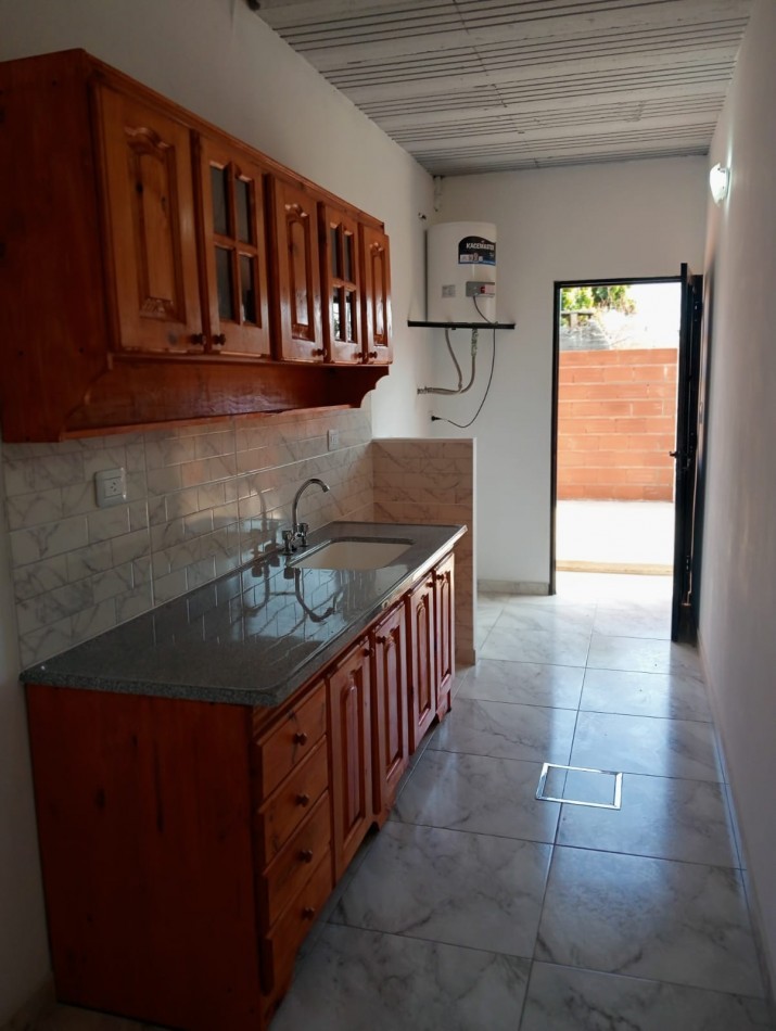 DEPARTAMENTO 2 AMBIENTES CON PATIO A ESTRENAR