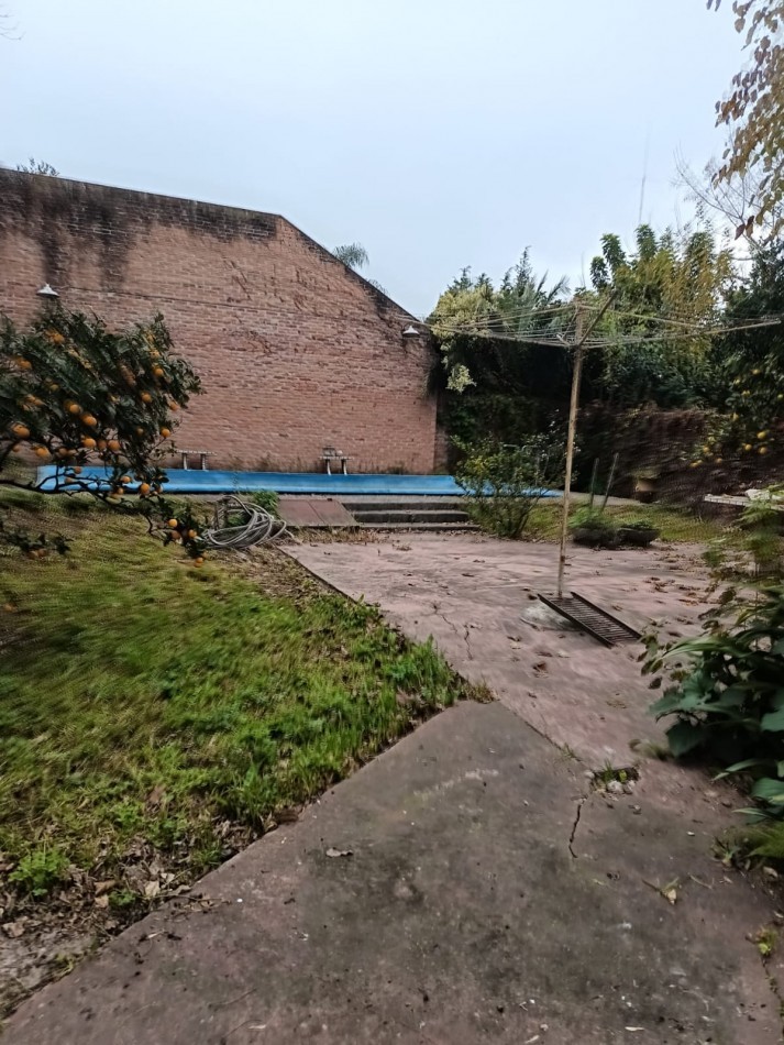 casa 3 ambientes y pileta LOTE 750M2